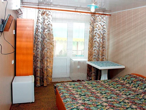 "Семейный" гостевой дом, Солнечногорское Фото: 18 из 24