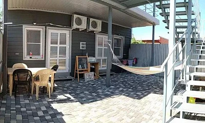 "Апартаменты на набережной Каменка" частный сектор, Ейск Фото: 1 из 30