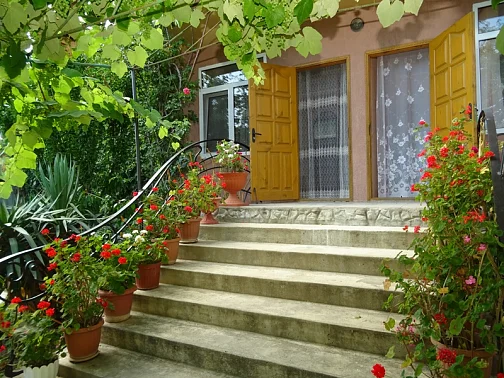 "На Паустовского" частный сектор, Симеиз Фото: 2 из 51