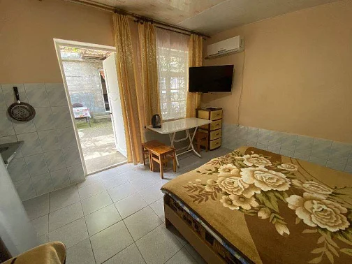 "Цветок граната" мини-гостиница, Пицунда Фото: 23 из 32