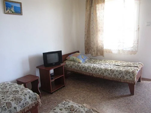 "На Зелёной" частный сектор, Новофёдоровка Фото: 6 из 26