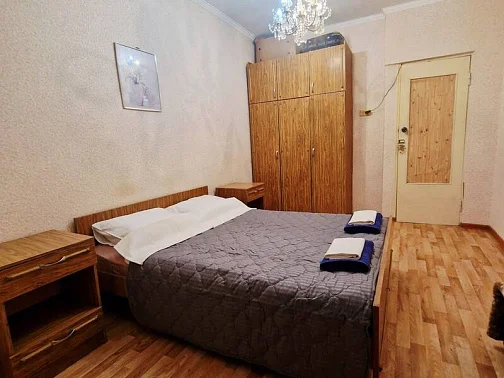4х-комнатная квартира Агрба 18 кв 66, Пицунда Фото: 13 из 21