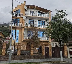 &quot;Золотая вилла Бугенвиллия&quot; гостевой дом