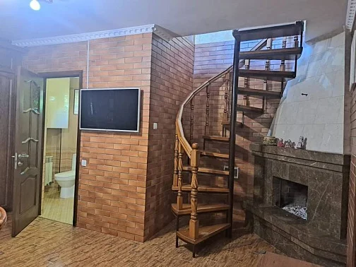 "На Бассейной" дом под-ключ, Ялта Фото: 11 из 24