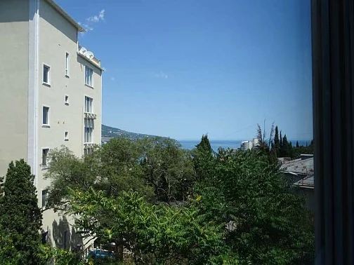 "Кипарисовая аллея" мини-гостиница, Ялта Фото: 16 из 36