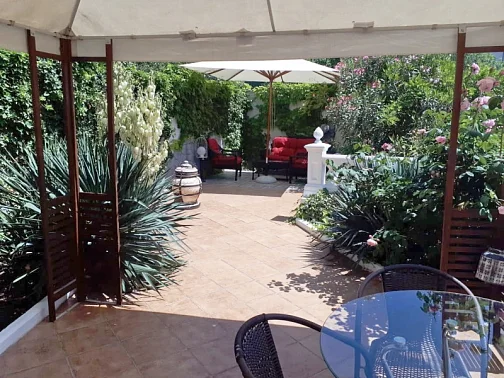 "Домик в Гаспре" гостевой дом, Ялта Фото: 6 из 46