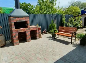 "Август" дом 