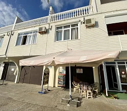 "У Арменака" эллинг