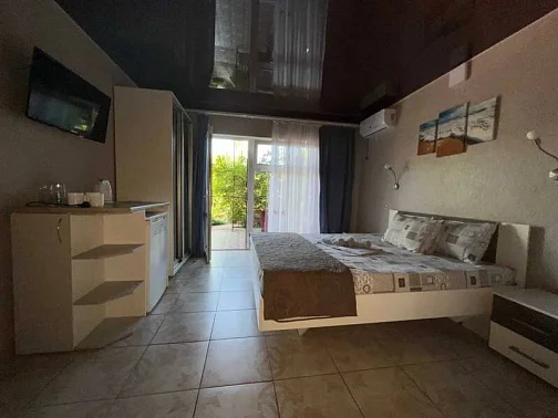 "TeRRaSSe" гостевой дом, Кирилловка Фото: 38 из 51