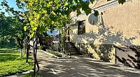 "Отдых у Ларисы" частный сектор, Алахадзы