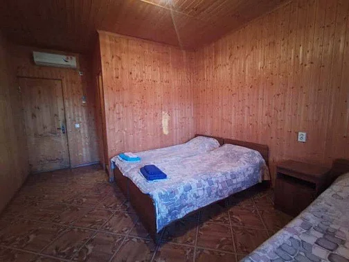 "Дом Ерванта" частный сектор, Пицунда Фото: 18 из 50