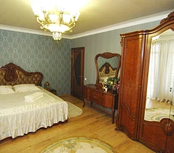 1-комнатная квартира в частном доме Саранчева 37