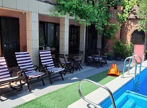 "Старый замок" гостевой дом