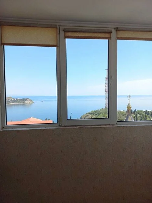 "С видом на море" 3х-комнатная квартира, Партенит Фото: 2 из 19