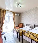 "Полулюкс" 3х-местный с балконом