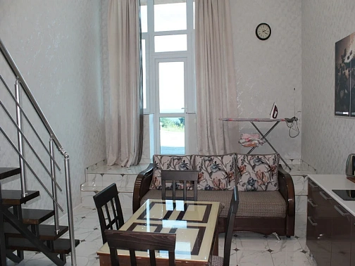 "С видом на Черное море" 2х-уровневая квартира, Ливадия Фото: 13 из 39