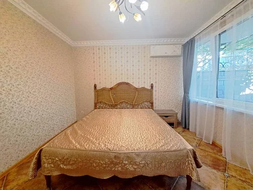 "На Бассейной" дом под-ключ, Ялта Фото: 20 из 24