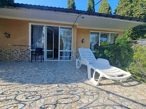 "На Бассейной" дом под-ключ, Ялта Фото: 5 из 24