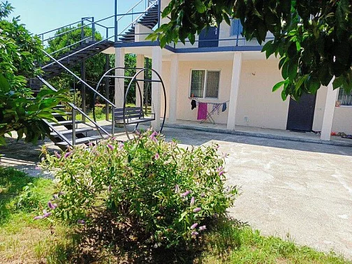 "Нара" гостевой дом, Сухум Фото: 2 из 27