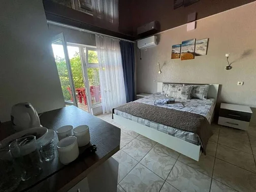 "TeRRaSSe" гостевой дом, Кирилловка Фото: 41 из 51