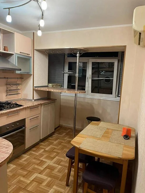 2х-комнатная квартира Свердлова 116/А, Сочи Фото: 3 из 11