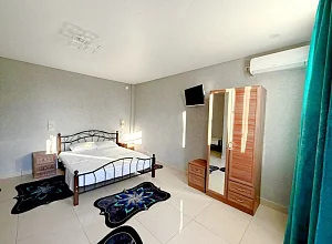 "София" частный сектор Пицунда