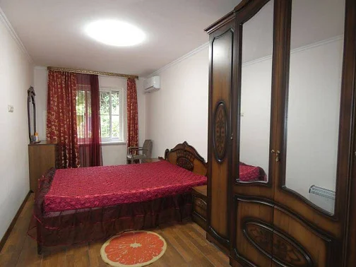 2х-комнатная квартира Агрба 3/2 кв 4, Пицунда Фото: 11 из 16