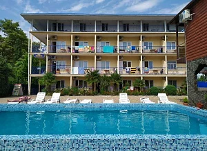 "Феникс" гостевой дом Вардане