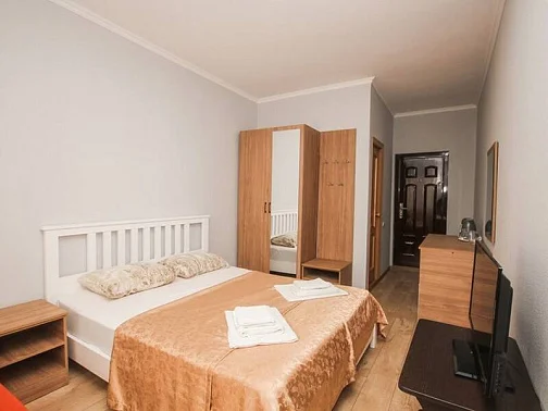 "Абхаз-Лео" гостевой дом, Гагра Фото: 26 из 52