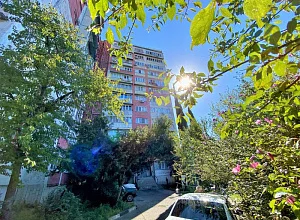 Отдых в Лазаревском   в центре Победы 58 - квартиры забронировать
