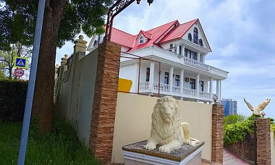 "Лоран" гостевой дом, Сочи Фото: 1 из 51