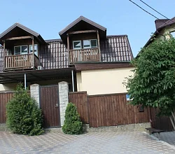 "На Ломоносова" гостевые комнаты