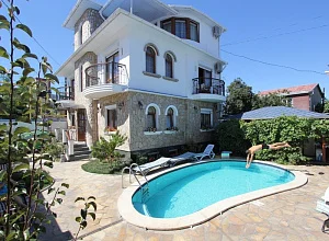"Оазис" гостевой дом Алушта