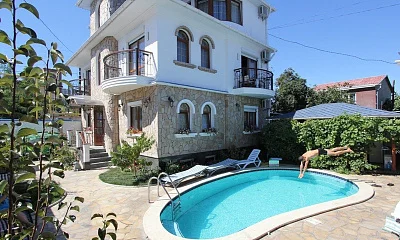 "Оазис" гостевой дом, Алушта Фото: 1 из 46