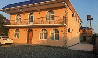 "Арарат и Светлана" гостевой дом, Пицунда Фото: 1 из 4