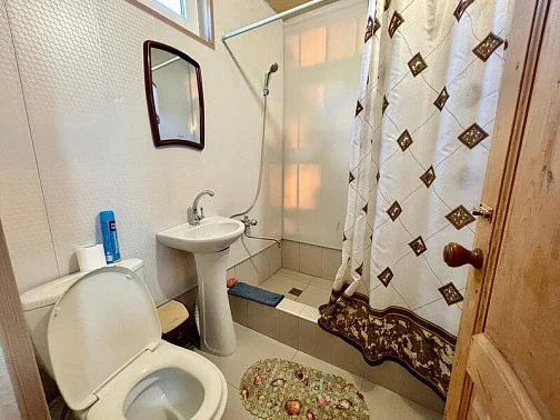 "У Полины" частный сектор, Лоо Фото: 23 из 31