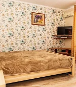 "Полулюкс" 2х-местный (корпус "Крымское чудо") "Полулюкс" 2х-местный (корпус "Крымское чудо")
