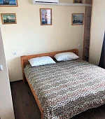 "3х-местный"