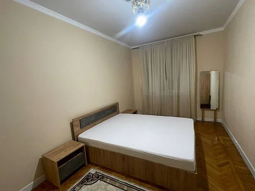 2х-комнатная квартира Ардзинба 64 кв 18, Гудаута Фото: 9 из 11