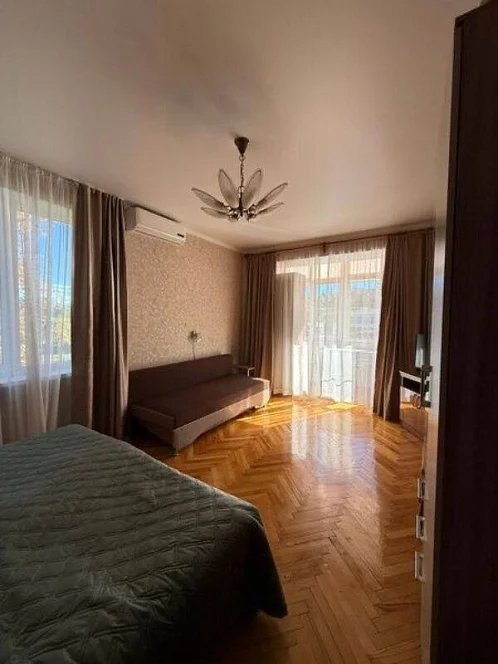 1,5-комнатная квартира Агрба 13, Пицунда Фото: 10 из 14