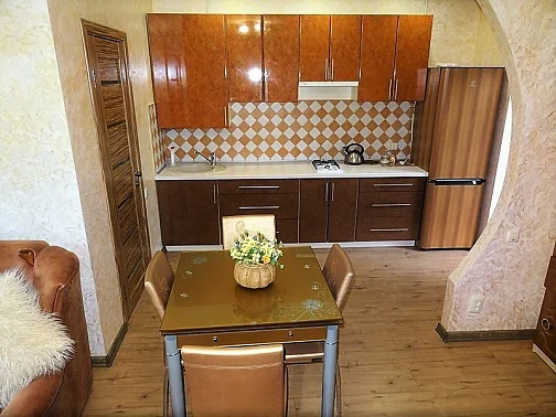 Две 1-комнатные квартиры на земле Вити Коробкова 44, Евпатория Фото: 3 из 22