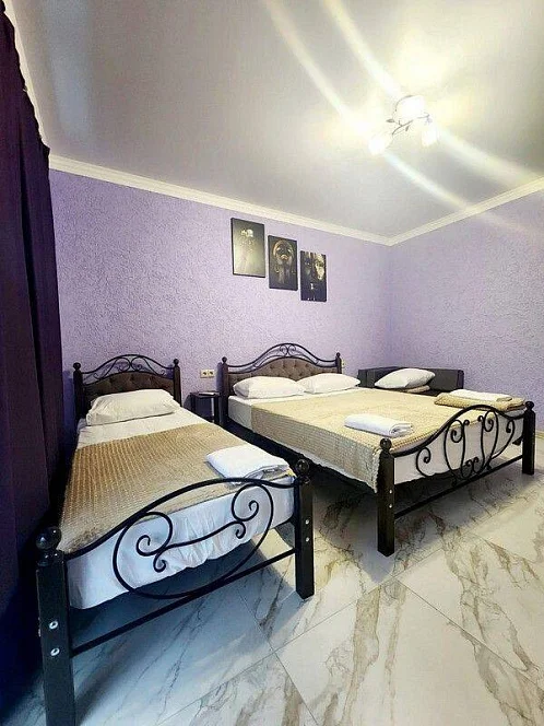 "У Ларисы" гостевой дом, Гагра Фото: 21 из 48