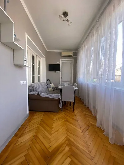 2х-комнатная квартира Ардзинба 150 кв 43, Сухум Фото: 12 из 19