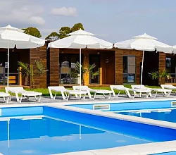 "Poolside" база отдыха