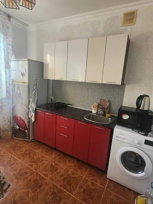 2х-комнатная квартира Лакоба 14 кв 15, Гагра Фото: 3 из 13