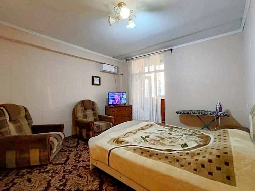 1-комнатная квартира Лакоба 3 кв 58, Гагра Фото: 3 из 17