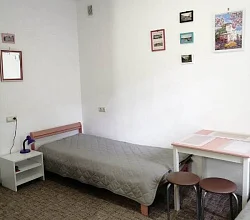 2 комнаты в 3х-комнатной квартире Красномаякская 69 кв 3