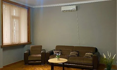 "Евродвушка" 2х-комнатная квартира, Сухум Фото: 1 из 10
