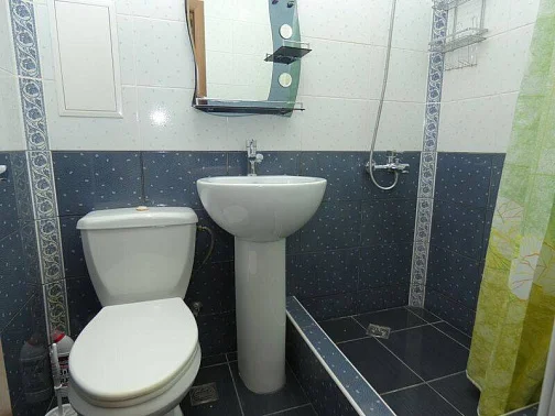 2х-комнатная квартира Калинина 37 кв 65, Адлер Фото: 38 из 39