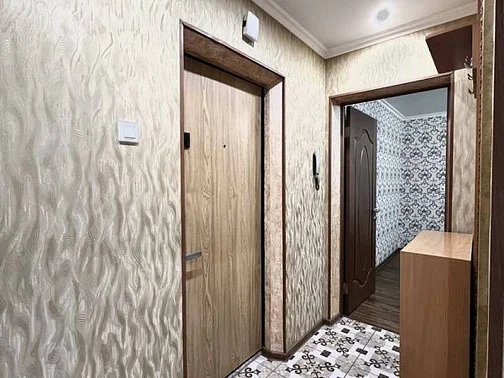 2х-комнатная квартира Калинина 37 кв 65, Адлер Фото: 4 из 39